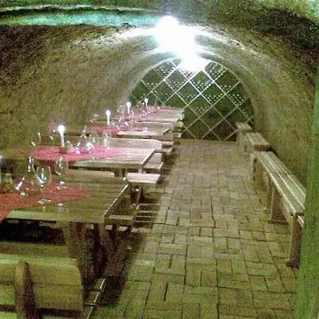 Experience Elmeny מלון Dedestapolcsany